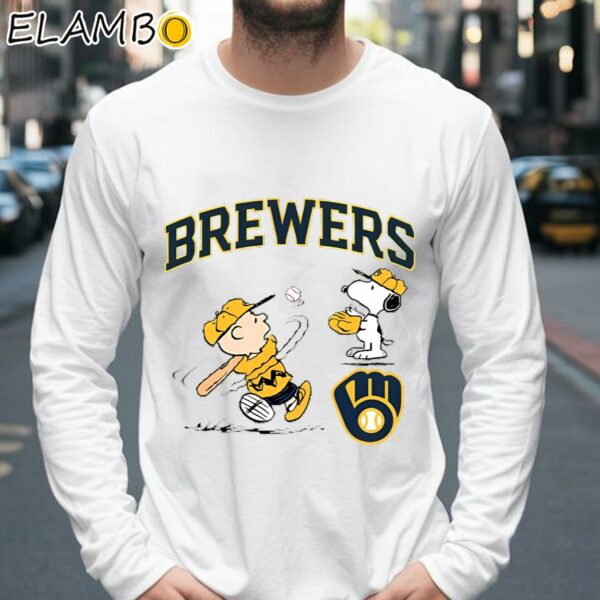 Charlie Brown And Snoopy Playing Baseball Milwaukee Brewers Shirt Longsleeve 39