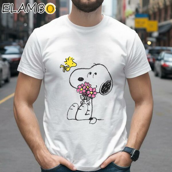 Peanuts Snoopy Mothers Love Flowers Shirt 2 Shirts 26