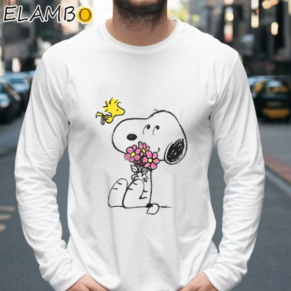 Peanuts Snoopy Mothers Love Flowers Shirt Longsleeve 39