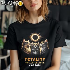 Funny Totality Cats Wearing Solar Eclipse Glasses Tee Shirt