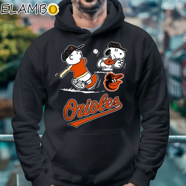 Peanuts Charlie Brown And Snoopy Playing Baseball Baltimore Orioles Shirt Hoodie 4